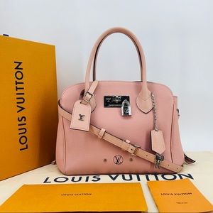 🔥RARE🔥LOUIS VUITTON Veau Nuage Milla PM Pink Bag